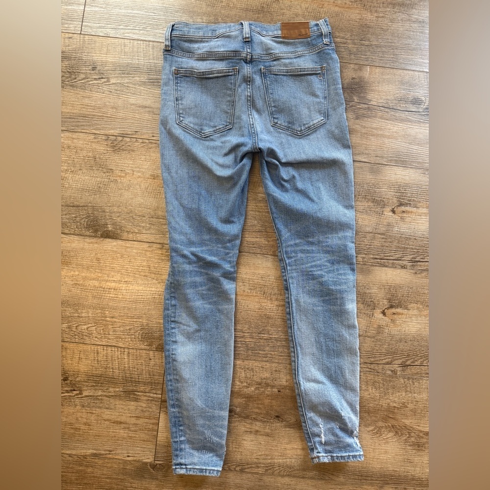 Madewell 9” High-Rise Skinny Distressed Jeans - 28 - Picture 2 of 9
